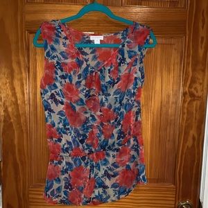 Flowery short sleeve blouse